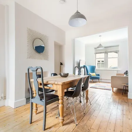 Сasa de vacaciones Stunning Contemporary For 6 Near City Walls York