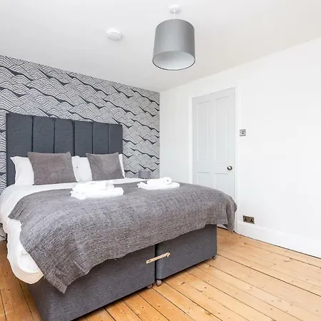 Stunning Contemporary For 6 Near City Walls * 요크