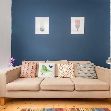 펜션 Stunning Contemporary For 6 Near City Walls *