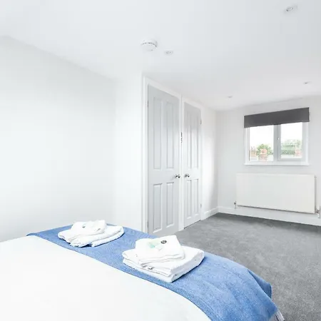 Stunning Contemporary For 6 Near City Walls * 요크